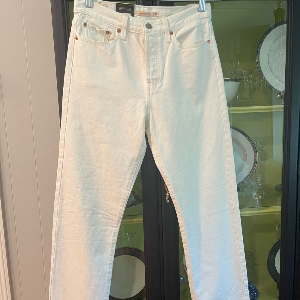 Levi's Classic White Womens Wedgie Straight Jeans